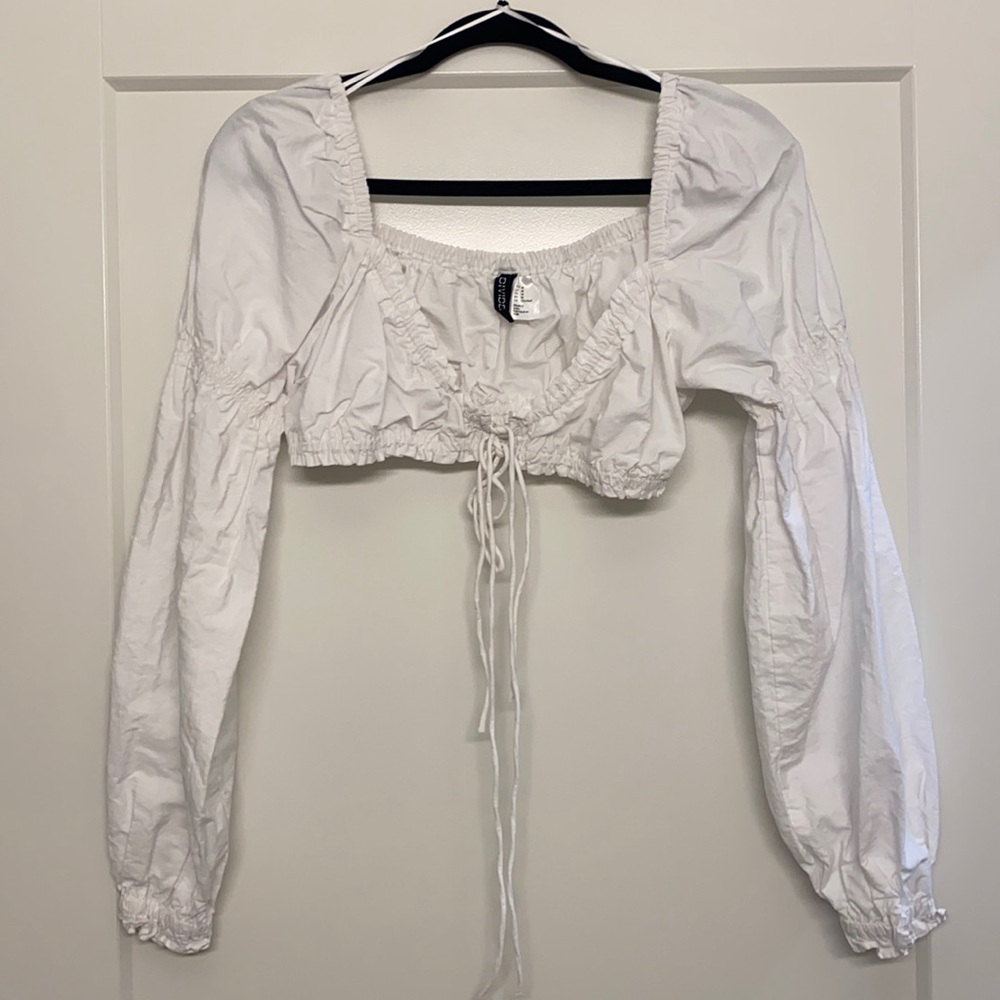 H&M | Balloon Sleeves Micro Crop Top